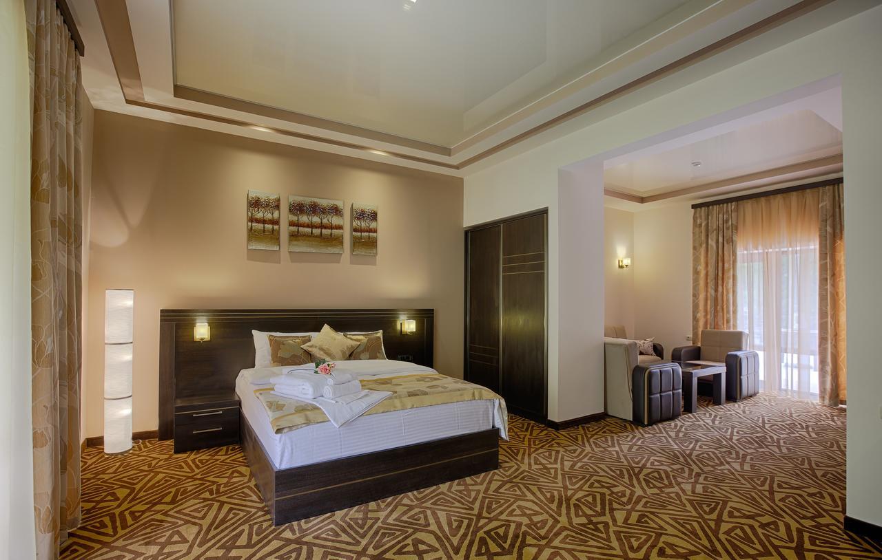 Aghveran Ararat Resort Hotel Arzakan Екстер'єр фото