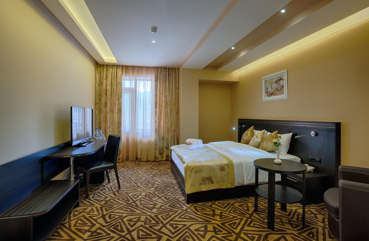 Aghveran Ararat Resort Hotel Arzakan Екстер'єр фото