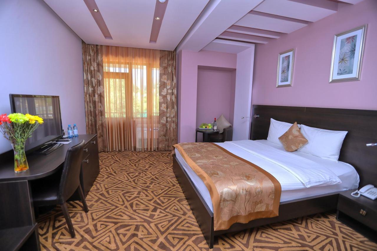 Aghveran Ararat Resort Hotel Arzakan Екстер'єр фото